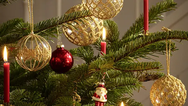 Weihnachtskugeln haekeln - Foto: Bauer Media Group Weihnachtskugeln haekeln - Foto: Bauer Media Group