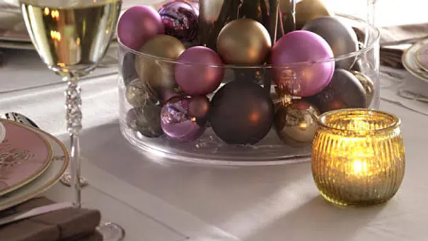 weihnachtstafel - Foto: Bauer Media Group