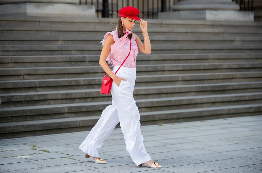 Weiße Hose kombinieren: Casual Sommer-Outfit Weiße Hose kombinieren: Casual Sommer-Outfit