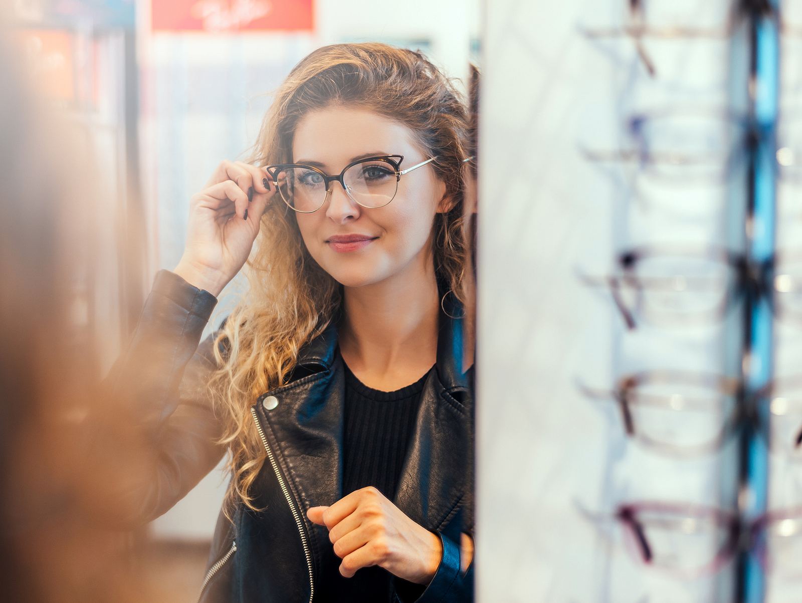 Welche Brille Passt Zu Mir Teste Dich Welche Brille passt zu mir? Augen auf bei der Form- und Farb-Wahl