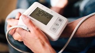 Welcher Blutdruck ist normal in welchem Alter? (Symbolbild) - Foto: nd3000/iStock