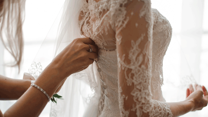 Wie finde ich das richtige Hochzeitskleid für mich? - Foto: iStock