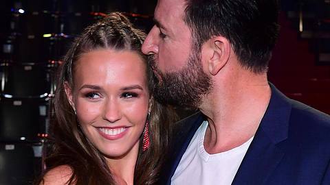 Wendler & Laura: Neues Foto gibt Rätsel auf - Wer soll das bezahlen? - Foto: Imago Images