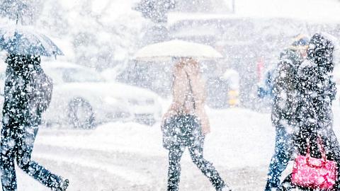Unwetter-Warnung: Mini-Blizzard sorgt für Chaos! - Foto: iStock