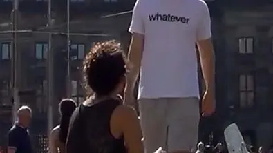 whatever frauen sex experiment video - Foto: Screenshot YouTube / whatever