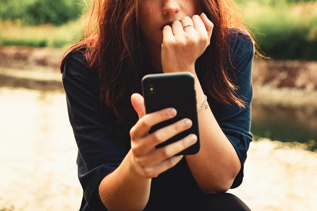 Es gibt sie, WhatsApp-Nachrichten, die jede Beziehung gefährden können: Diese 7 verstehen alle Frauen falsch!