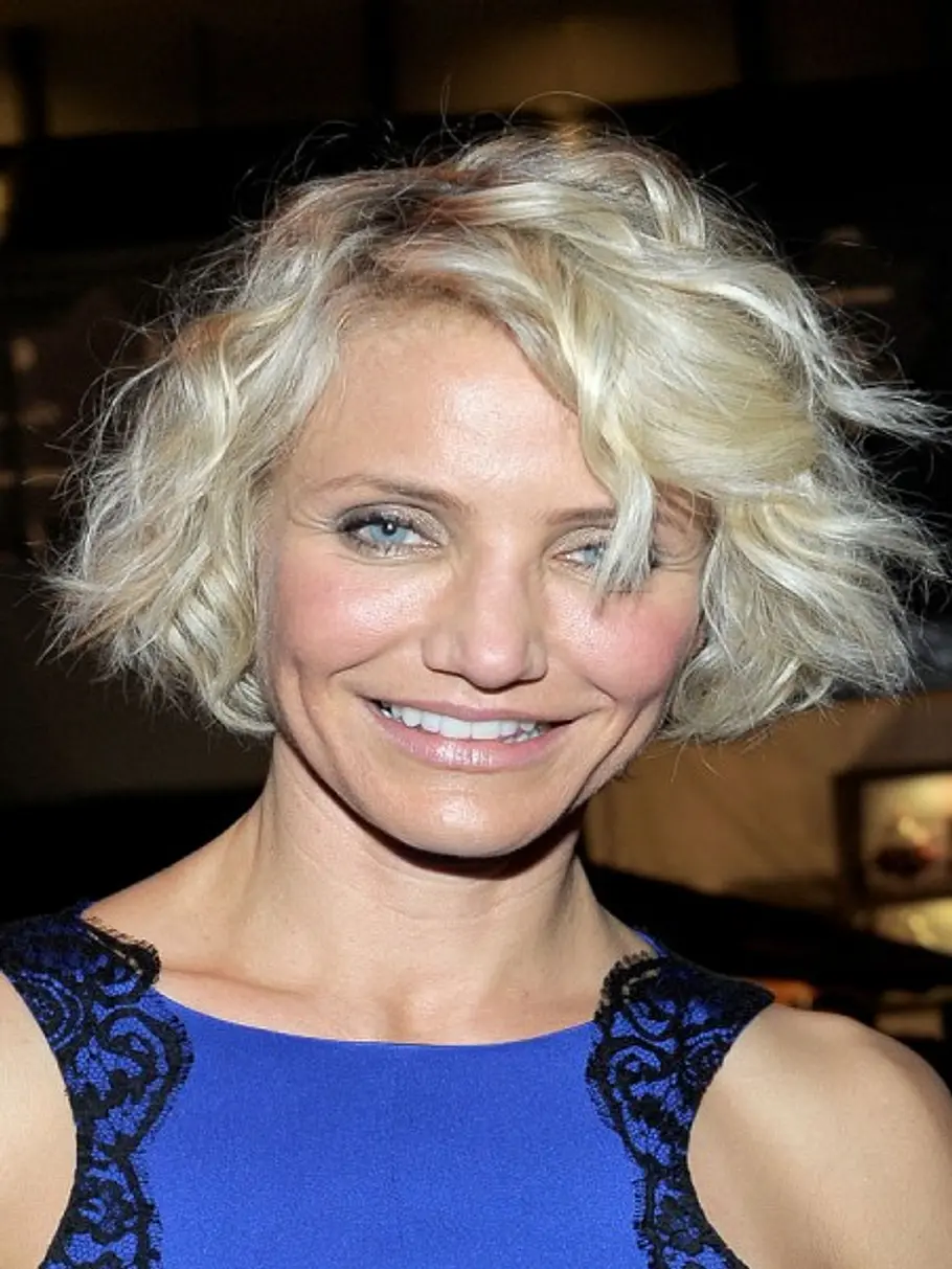wilde locken zierten den kopf von cameron diaz als die schauspielerin eine after party der golden globes im januar2 besuchte
