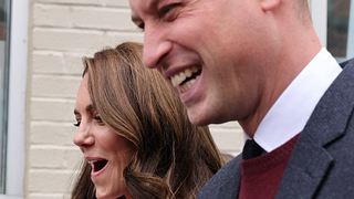 Prinz William und Prinzessin Kate triumphieren über Prinz Harry und Herzogin Meghan. - Foto: IMAGO / i Images