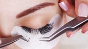 Wimpern-Extensions: 7 Gründe sich dagegen zu entscheiden - Foto: licsiren/iStock