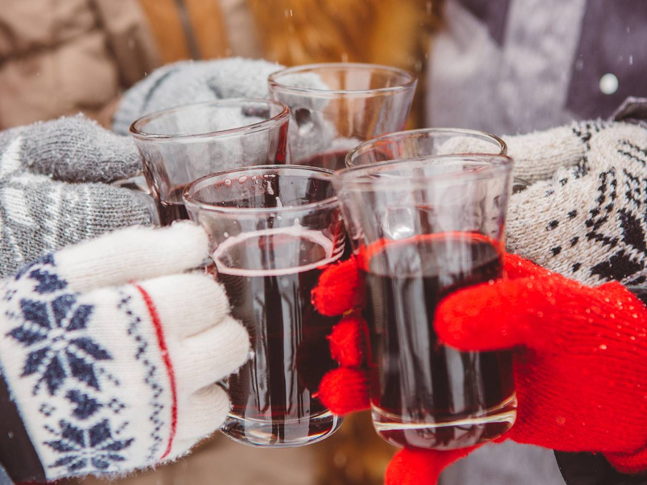 Winterliche Cocktails: 10 leckere Drinks für die Winterzeit.
