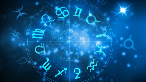 Drei Sternzeichen erleben viele Schwierigkeiten - Foto: nevarpp / iStock