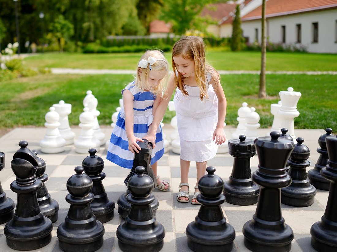 XXL Outdoor Spiele Mädchen spielen XXL Outdoor Spiele