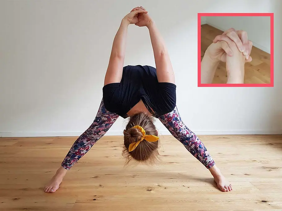 Yoga für Läufer: Gegrätschte Vorbeuge Yoga für Läufer: Gegrätschte Vorbeuge