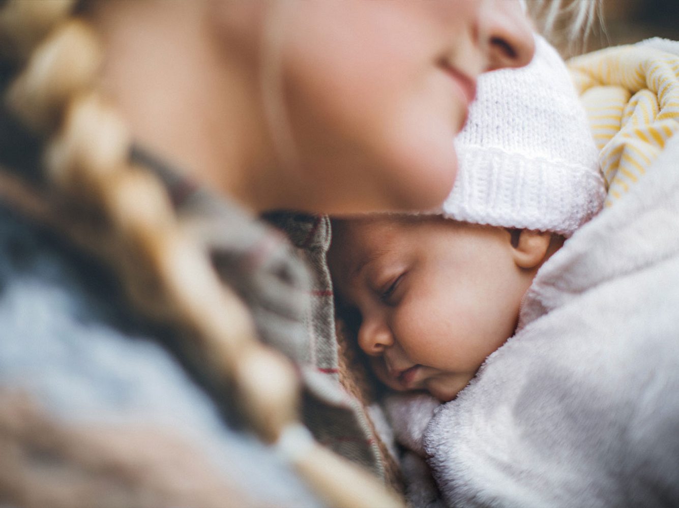 Wann ist der richtige Zeitpunkt für ein Baby? Sechs Mütter erzählen von ihrer Entscheidung. Wann ist der richtige Zeitpunkt für ein Baby? Sechs Mütter erzählen von ihrer Entscheidung.