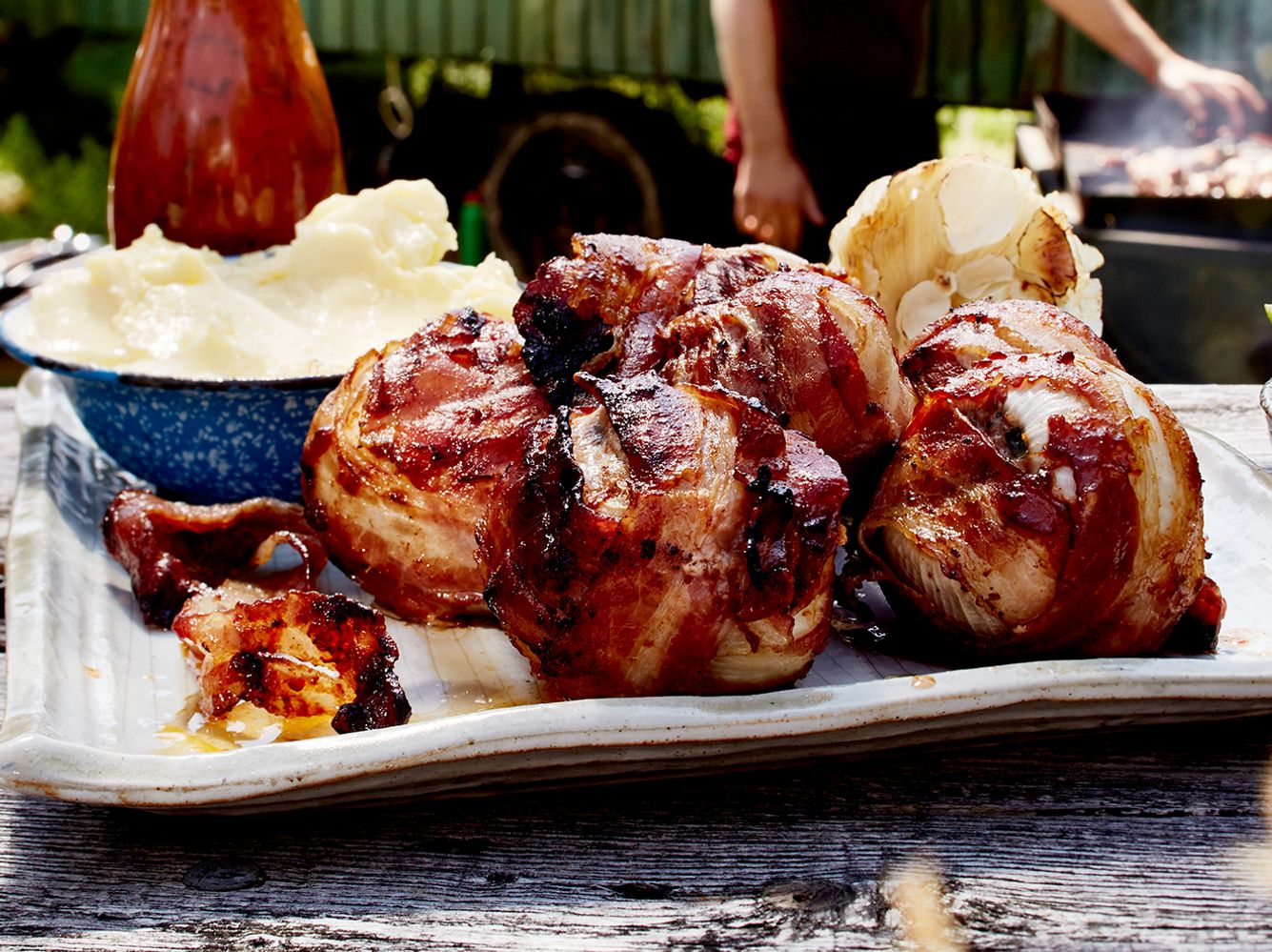 Leckeres Zwiebelbomben-Rezept: Perfekt zum Grillen Leckeres Zwiebelbomben-Rezept: Perfekt zum Grillen